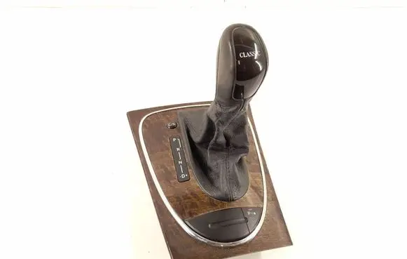 Mercedes-Benz E W211 Gear lever shifter trim leather/knob 2112670310 2118213058