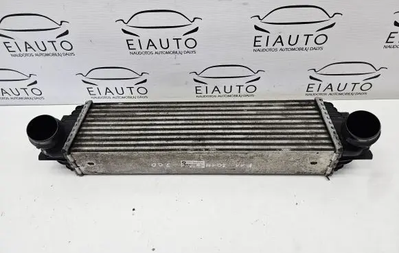 BMW 5 F10 F11 Intercooler radiator 7805629 17517805629 R7368003