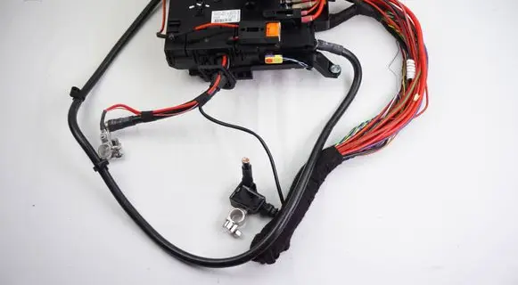 Porsche Cayenne (92A) Fuse module 7P0937548H