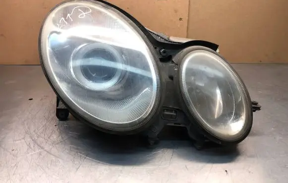 Mercedes-Benz E W211 Headlight/headlamp 16436200