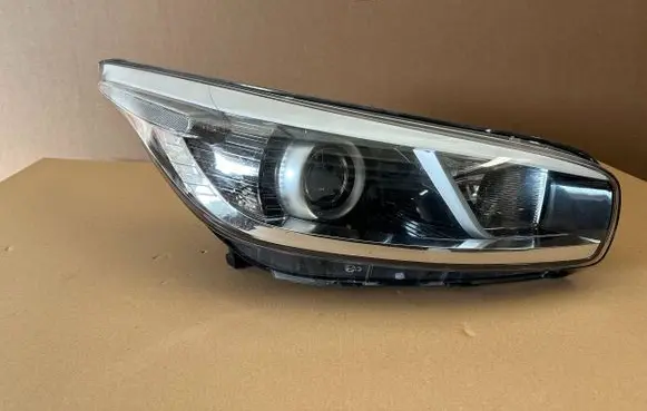 KIA Ceed Headlight/headlamp 92102A2480 R009B4800MD 92102A2