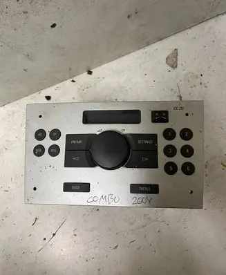 Opel Combo C Radio/CD/DVD/GPS head unit 13203274