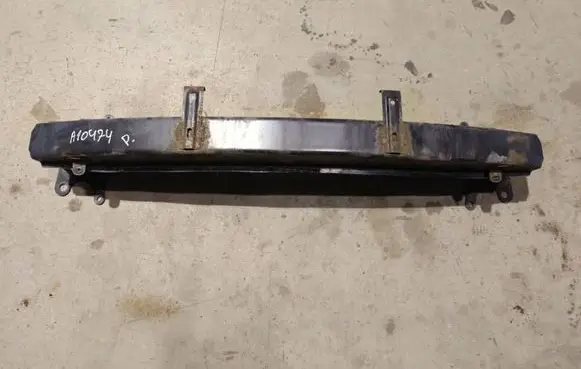 Skoda Fabia Mk2 (5J) Front bumper cross member