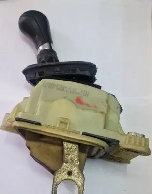 Mercedes-Benz CLK A209 C209 Gear shifter/selector A2032675524