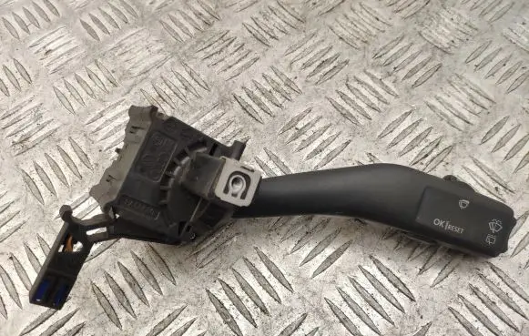Volkswagen Golf V Wiper speed switch 1K0953519A