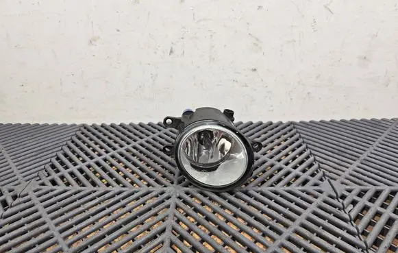 Toyota Prius (XW30) Front fog light