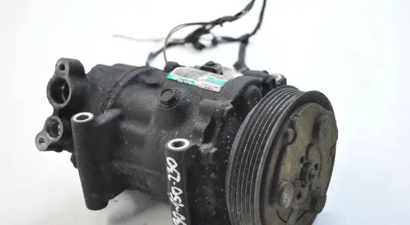Mini Cooper Countryman R60 Air conditioning (A/C) compressor (pump) 9213175