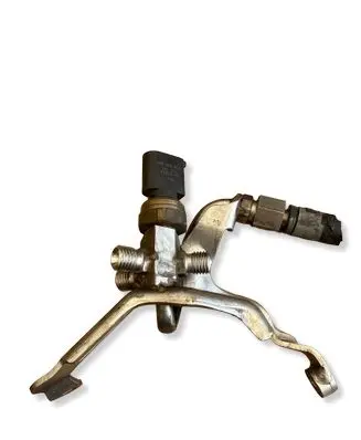 Audi A6 S6 C6 4F Fuel distributor 07L127503H