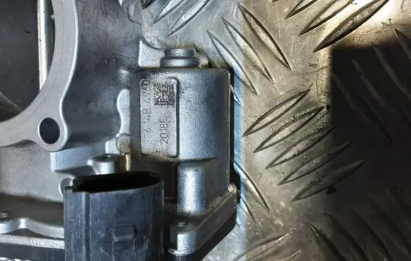Jeep Grand Cherokee Throttle valve 20614B4960