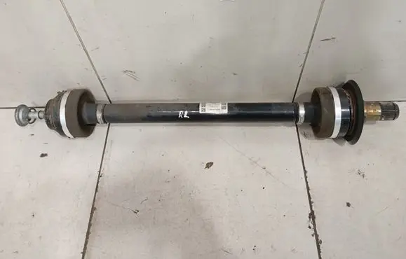 BMW M5 F90 Rear driveshaft 7856937