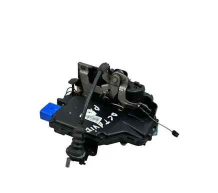 Skoda Octavia Mk2 (1Z) Front door lock 3D2837016J