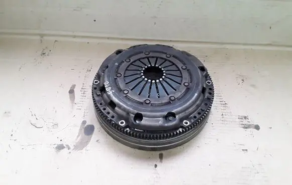 Volkswagen Golf VII Clutch set kit M228
