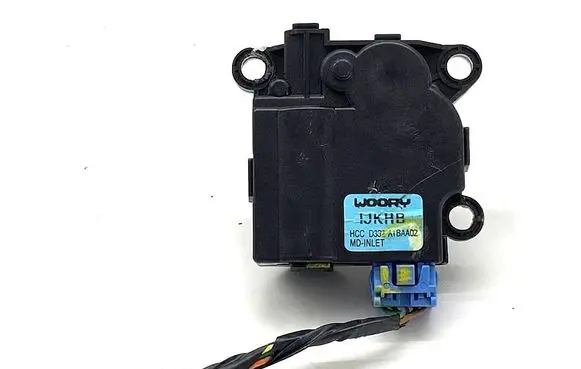Hyundai i30 Air flap motor/actuator D332ATBAA02