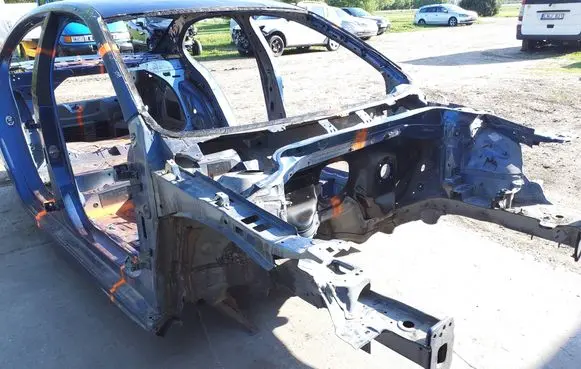 Volkswagen Jetta VI Front quarter panel