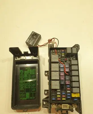 KIA Sorento Fuse box set 91160