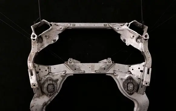 BMW 3 E90 E91 Front subframe 525985009 515977528