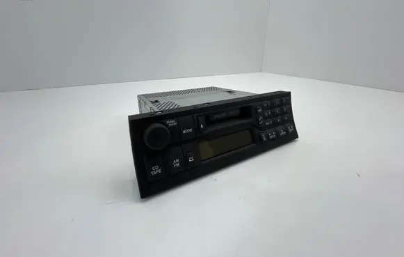 Jaguar XK8 - XKR Radio/CD/DVD/GPS head unit LJD4100AB AJ2050W