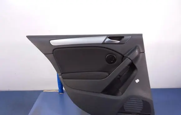 Volkswagen Golf Plus Door card panel trim set 