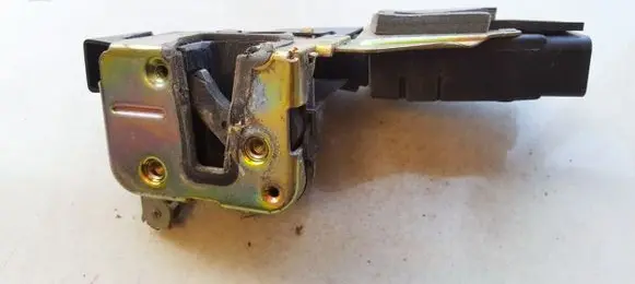 Front door lock
