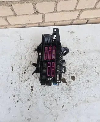 Audi A4 S4 B9 Fuse module 8W0971845AJ
