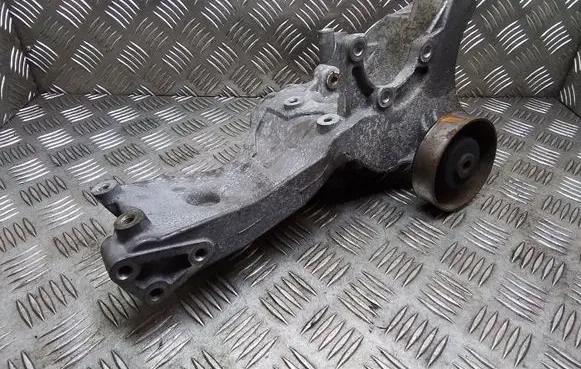 Generator/alternator bracket