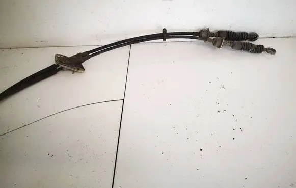 Gear shift cable linkage