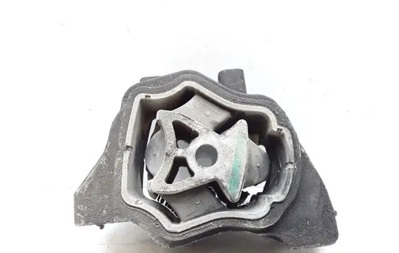 Volvo V70 Engine mount bracket 8G9N6L063