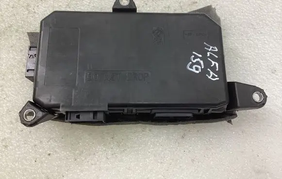 Alfa Romeo 159 Door control unit/module NPGL1GSX939 50510087