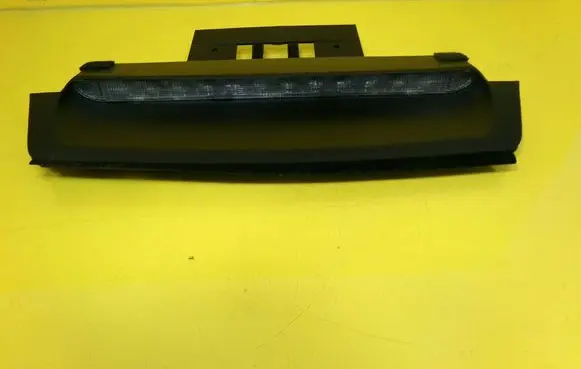 Volvo S60 Third/center stoplight 148316