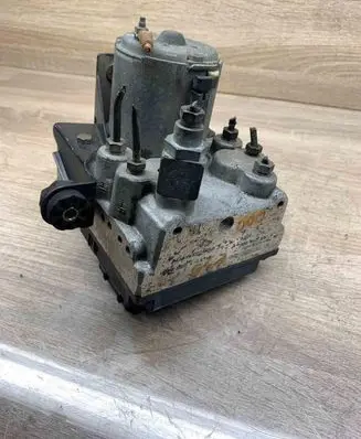 BMW 5 E39 ABS Pump 0265217000 0130108061