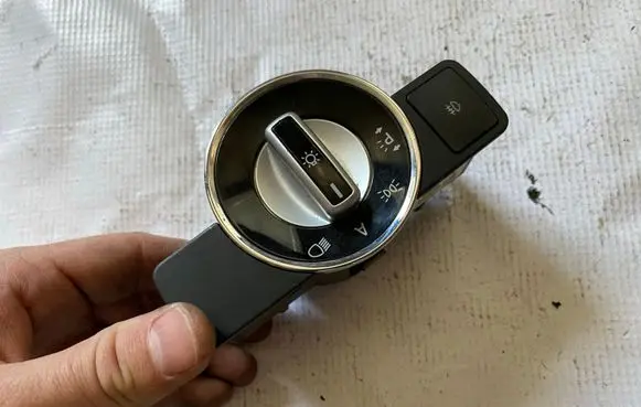 Mercedes-Benz E W212 Light switch A2125451104 2125451104