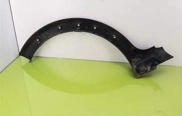 Dacia Sandero Front arch trim 8200531505