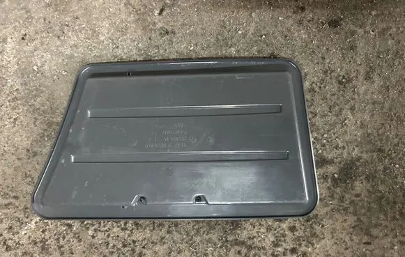 BMW 7 F01 F02 F03 F04 Glove box 9155940 13648815