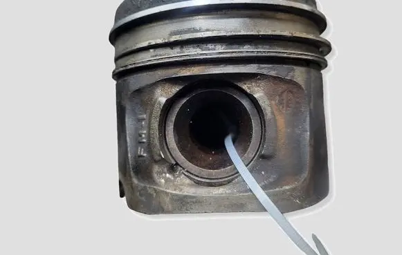 BMW 3 E90 E91 Piston N47