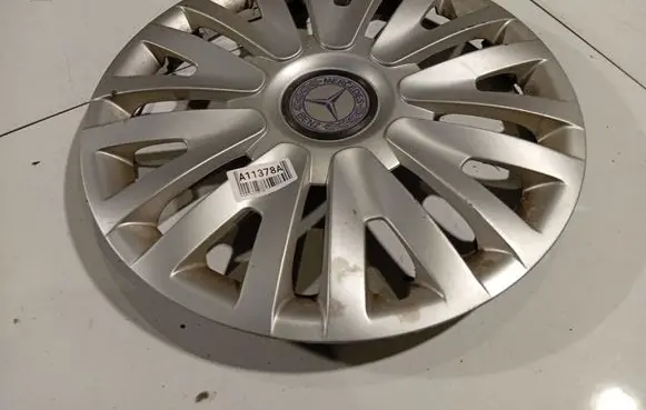 Mercedes-Benz A W169 R15 wheel hub/cap/trim