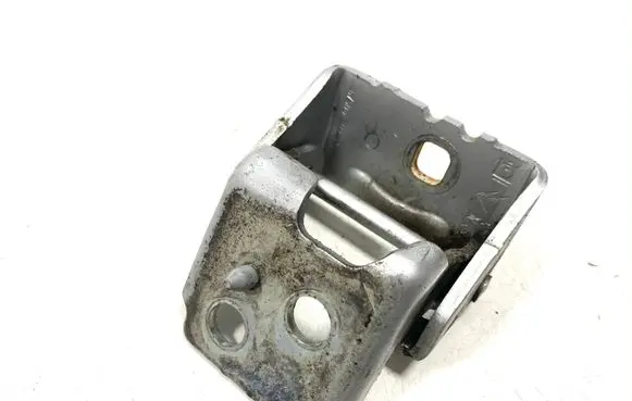 Citroen C5 Front door lower hinge 675D0R095 675D0R