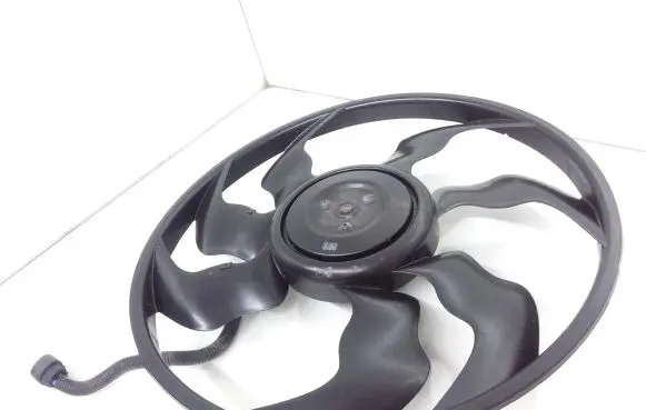 Electric radiator cooling fan