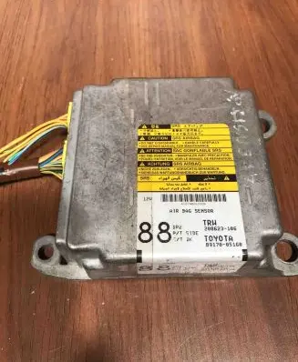 Toyota Avensis T250 Airbag control unit/module 89170-05160 208623-106