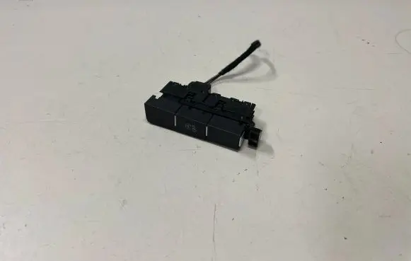 Volkswagen Golf VII Traction control (ASR) switch 5G1927137