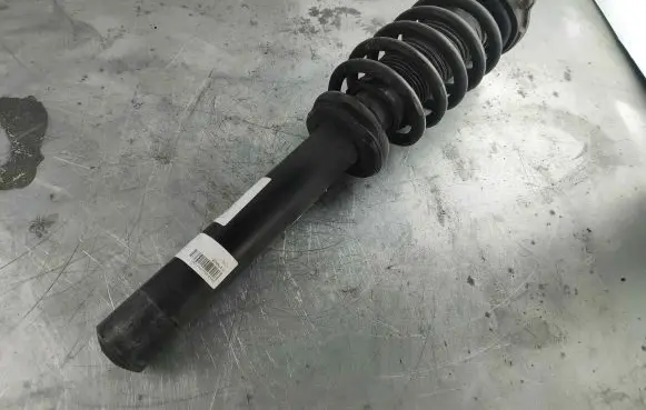 Volvo XC90 Front shock absorber with coil spring 31476925 31476432