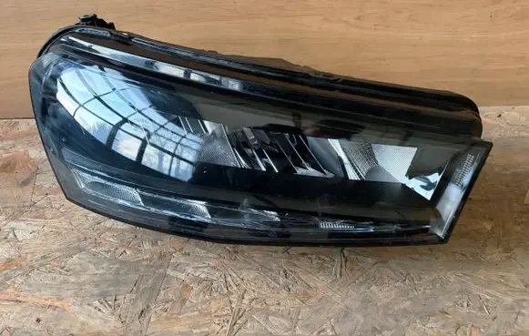 Skoda Fabia Mk4 (6VA) Headlight/headlamp 6VA941016 L449525 6VB941016