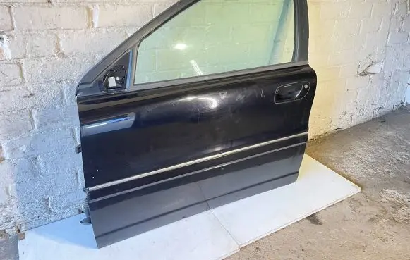 Volvo S80 Front door