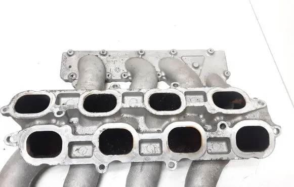 Volvo XC90 Intake manifold