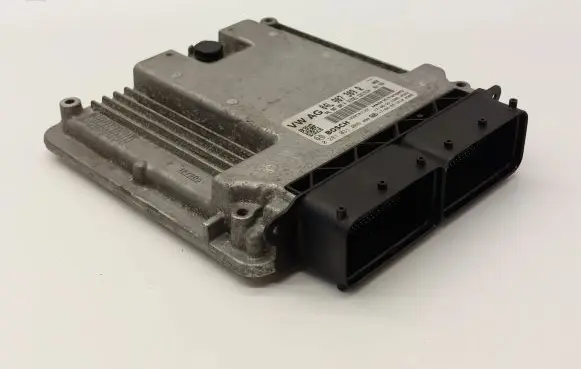 Volkswagen PASSAT B8 Engine control unit/module 04L907309R