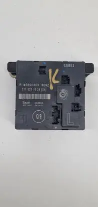 Mercedes-Benz E W211 Door control unit/module 2118201526