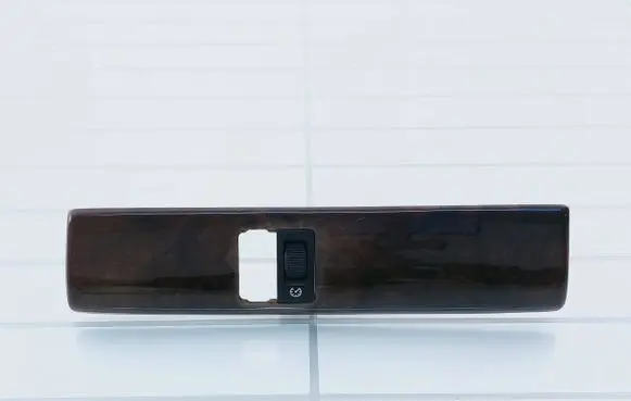 BMW 7 E38 Dashboard glove box trim 21315000 8352216 61318352216