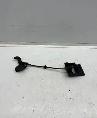 Hyundai Santa Fe Engine bonnet (hood) release handle 
