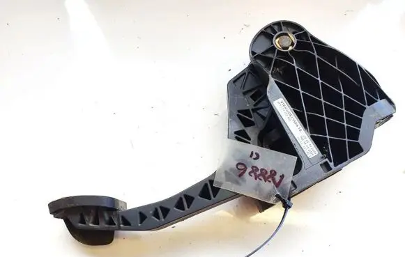 Volkswagen Golf Plus Clutch pedal 1k1721059bd