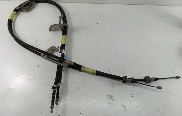 Hyundai Bayon Gear shift cable bracket 