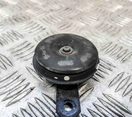 Toyota RAV 4 (XA40) Horn signal 8651020280